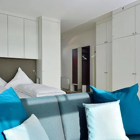 Anna Duene Anna Duene 2-29 アパート